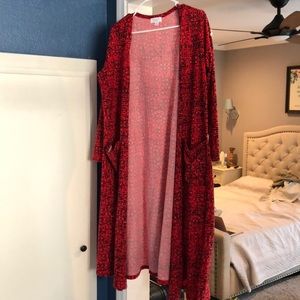 Lularoe “Sarah” long sweater with POCKETS!!